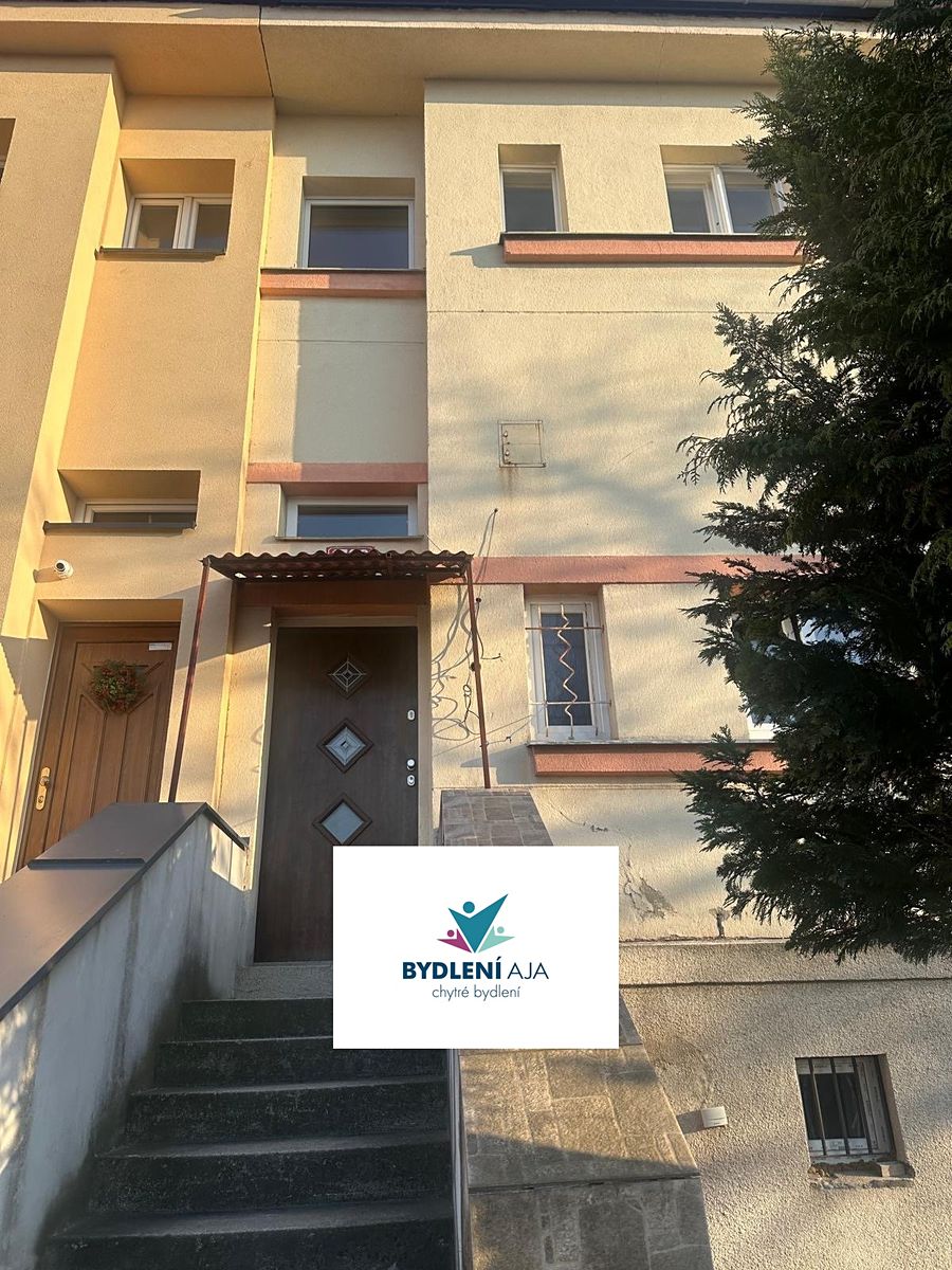 Pronájem rodinného domu 60 m², pozemek 5 m²